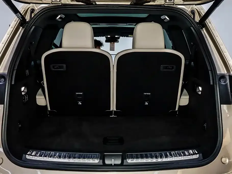 Li Auto L9 — фото 10