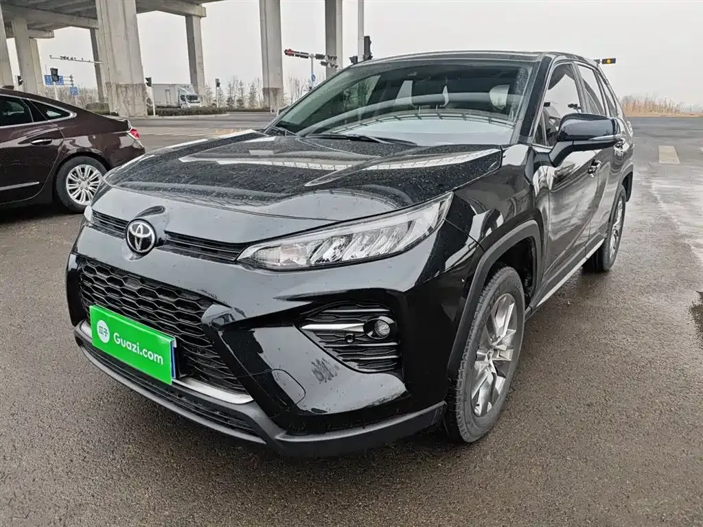 Toyota Wildlander — фото 1