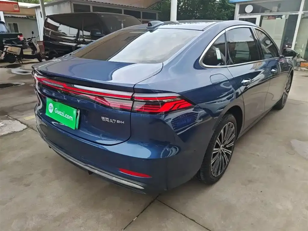 Geely Galaxy A7 — фото 4
