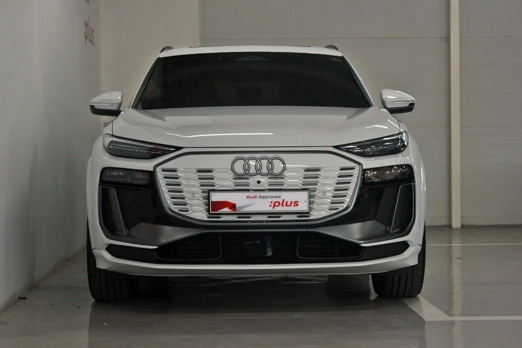 Audi Q6 e-tron — фото 4