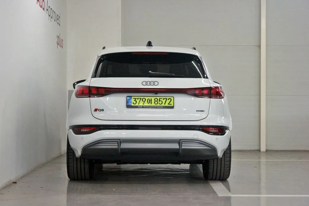Audi Q6 e-tron — фото 3