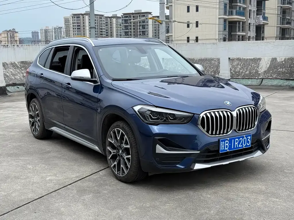 BMW X1 — фото 6