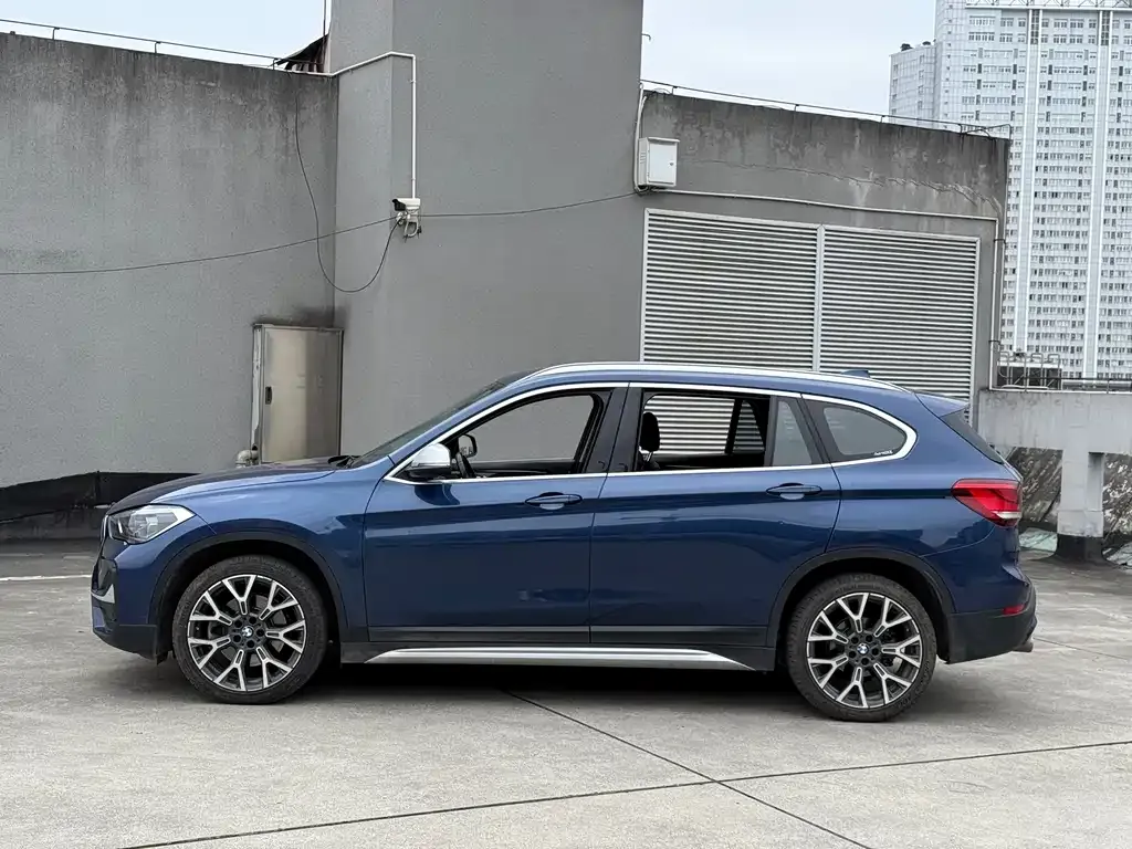 BMW X1 — фото 2