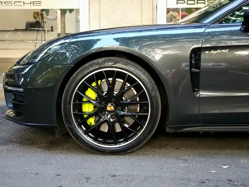 Porsche Panamera Hybrid — фото 3