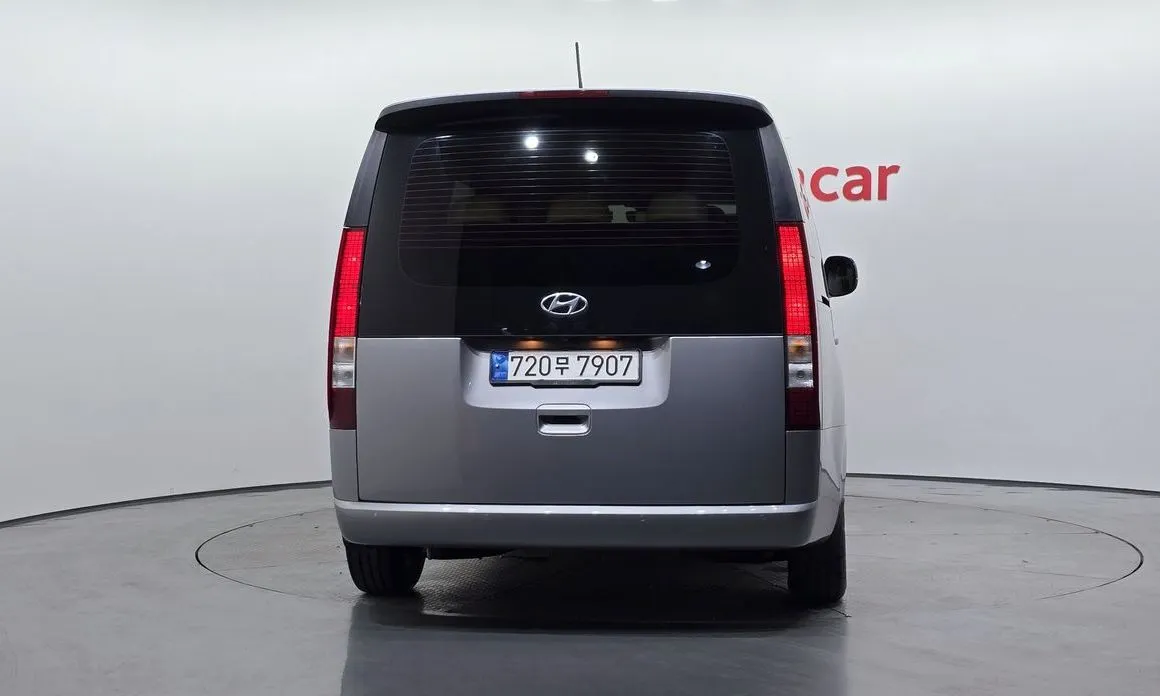Hyundai Staria — фото 2