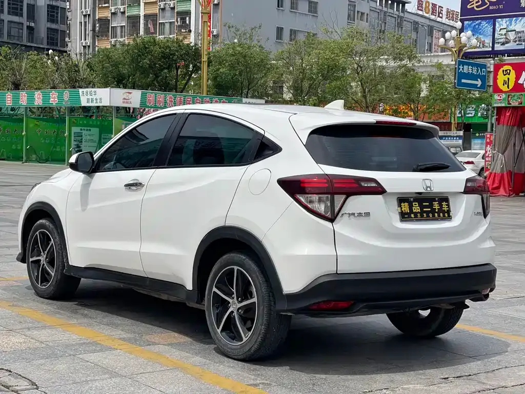 Honda Vezel — фото 10
