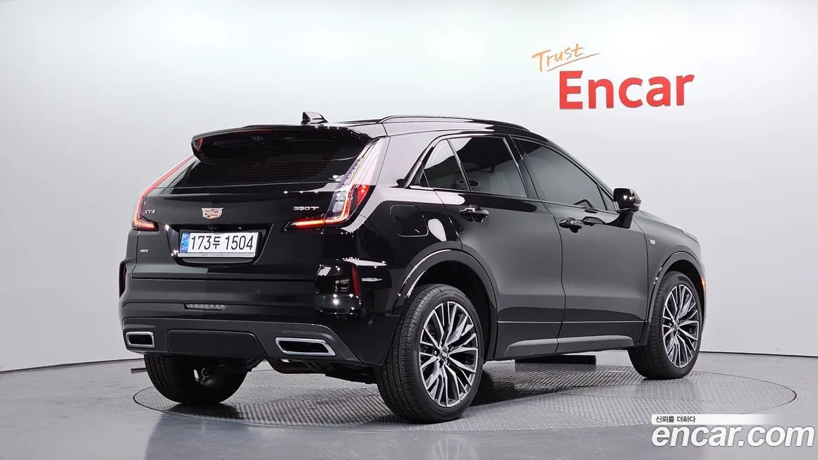 Cadillac XT4 — фото 4