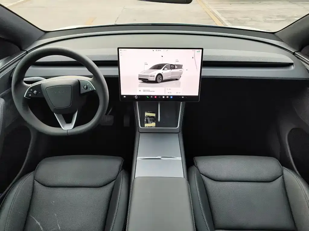 Tesla Model Y L — фото 7