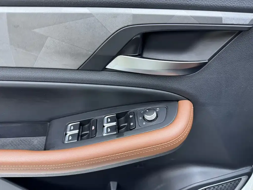 Geely Vision X6 — фото 8