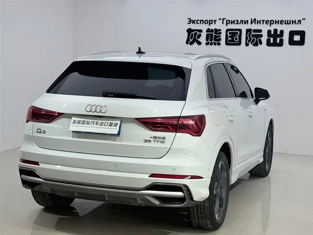 Audi Q3 — фото 5