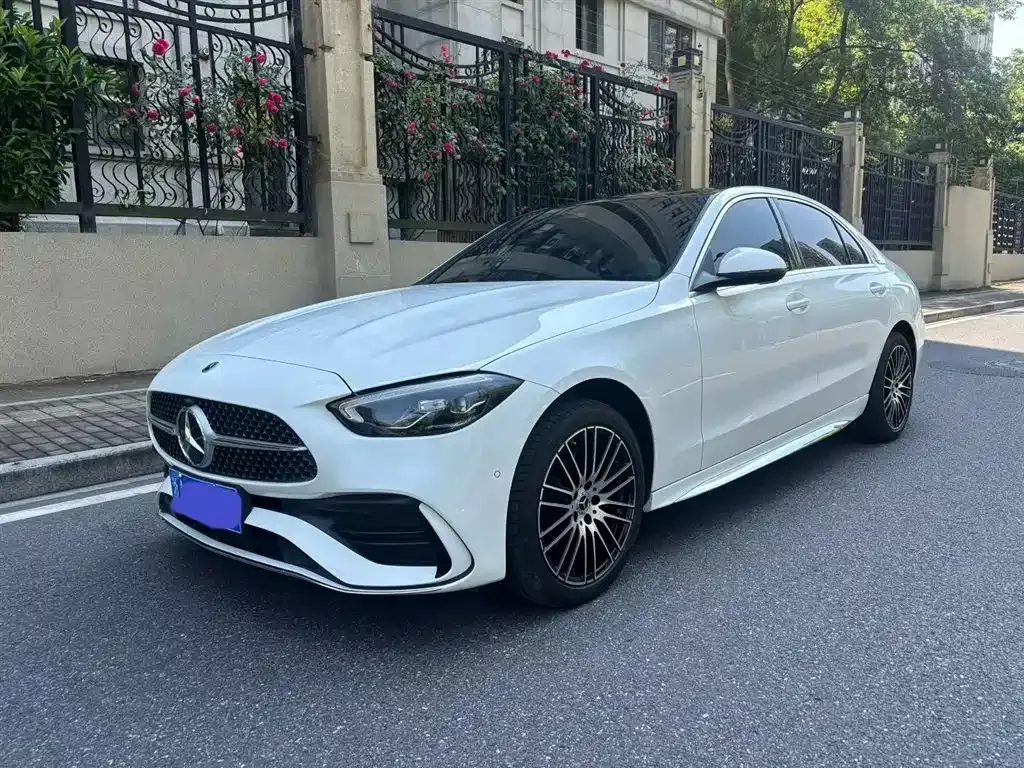 Mercedes-Benz C-Class — фото 1