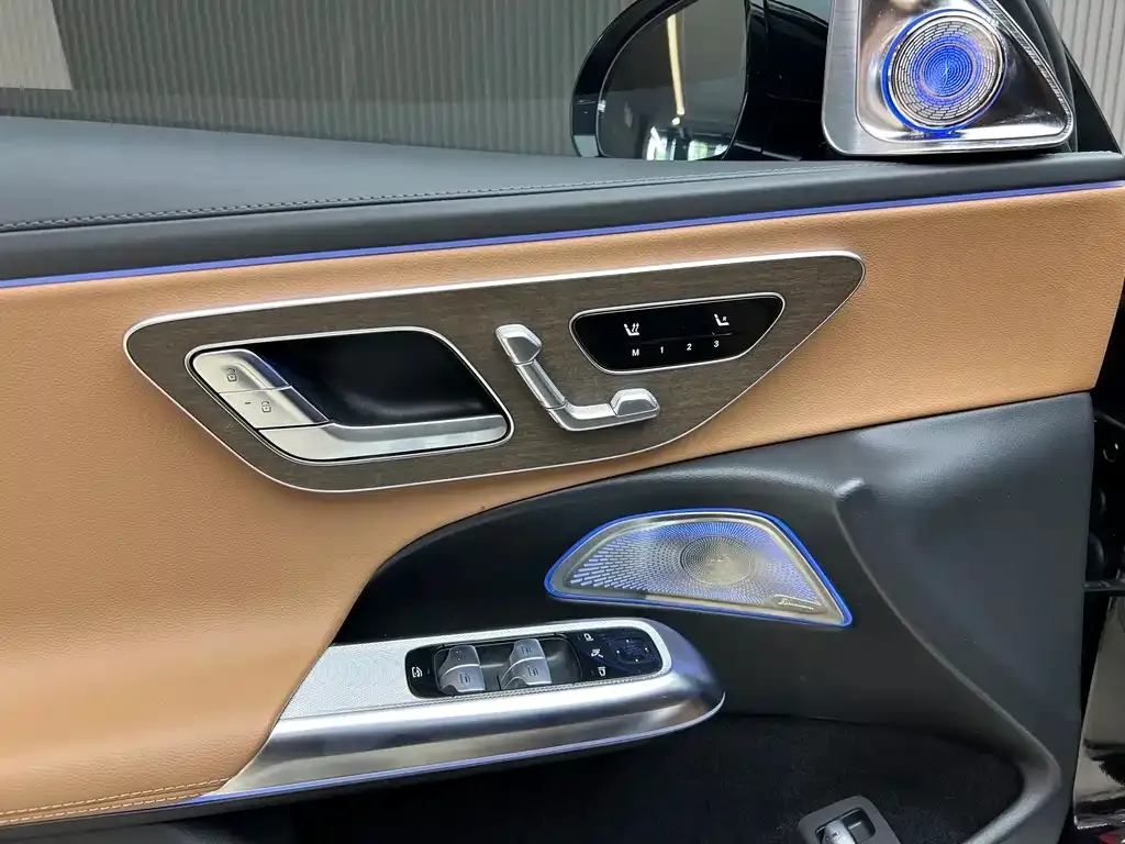 Mercedes-Benz E-Class New Energy — фото 4
