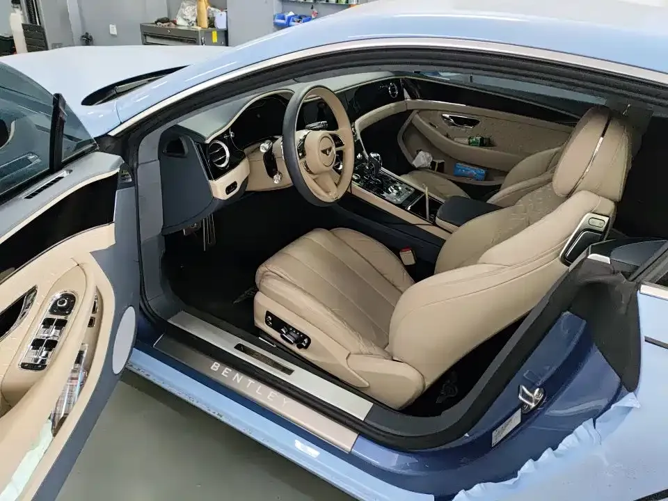 Bentley Continental — фото 4