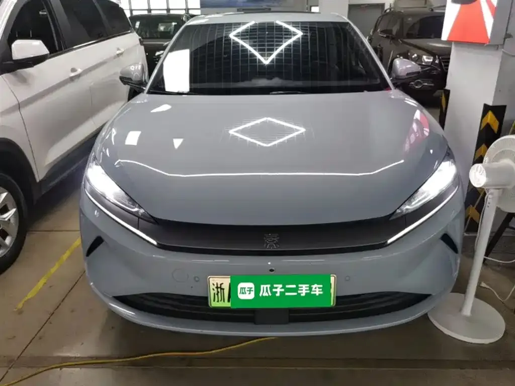 BYD Qin L — фото 4
