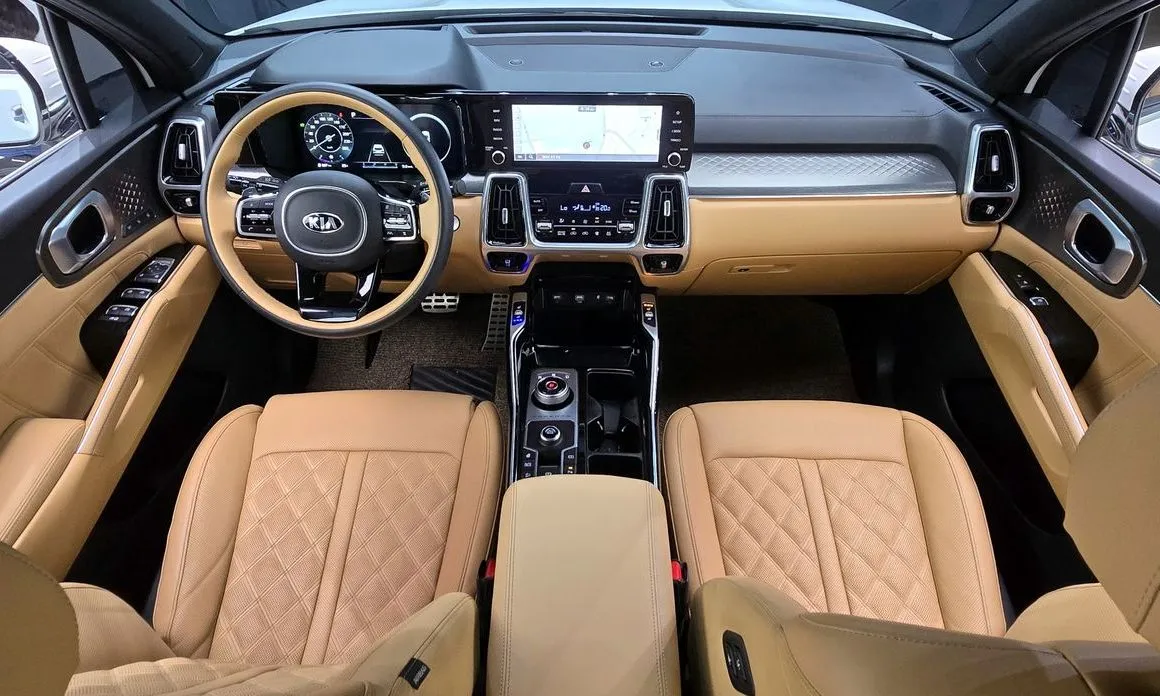 Kia Sorento — фото 7