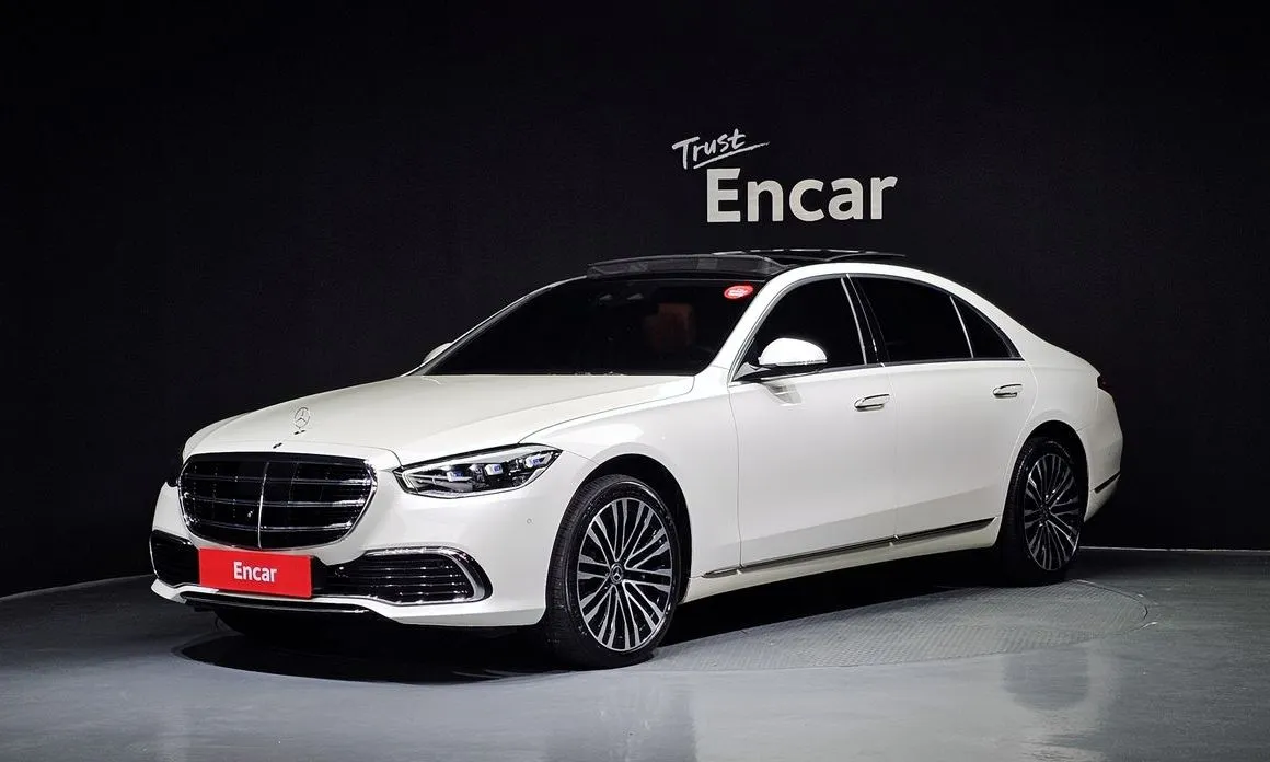 Mercedes-Benz S-Class — фото 1