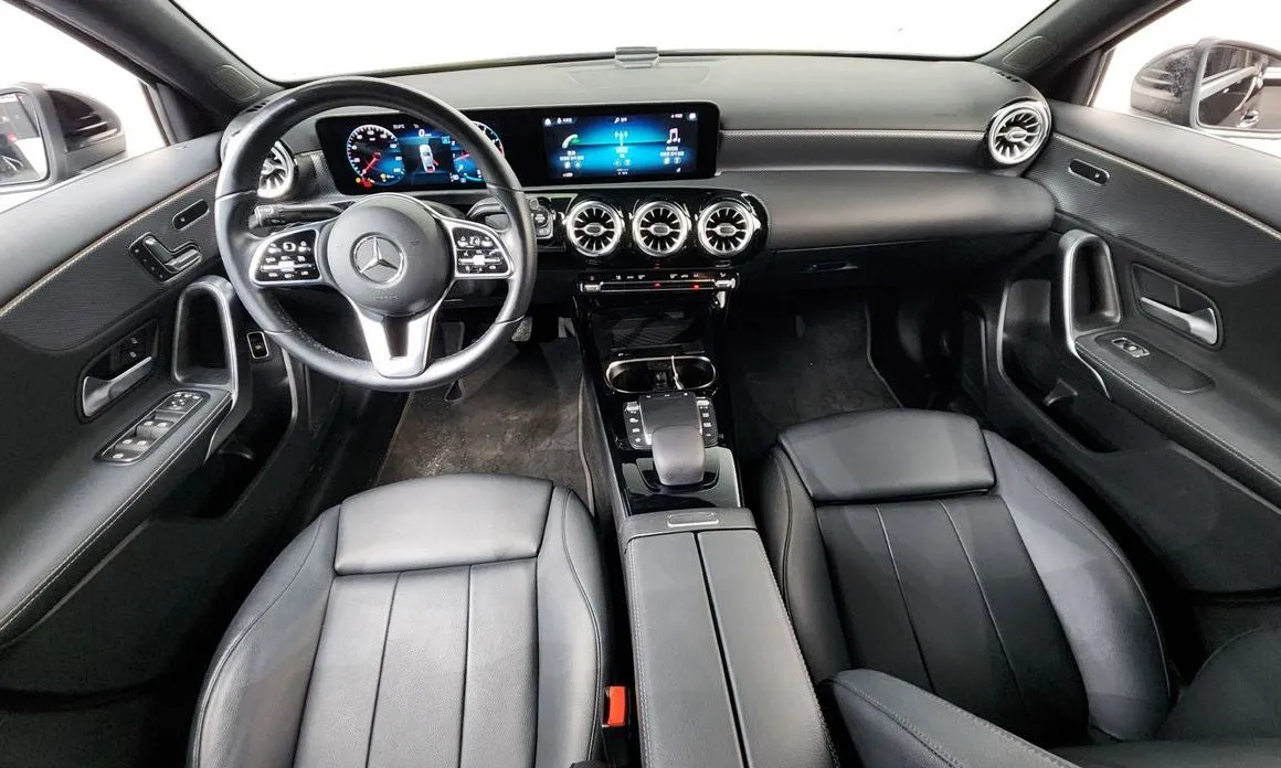 Mercedes-Benz A-Class — фото 10