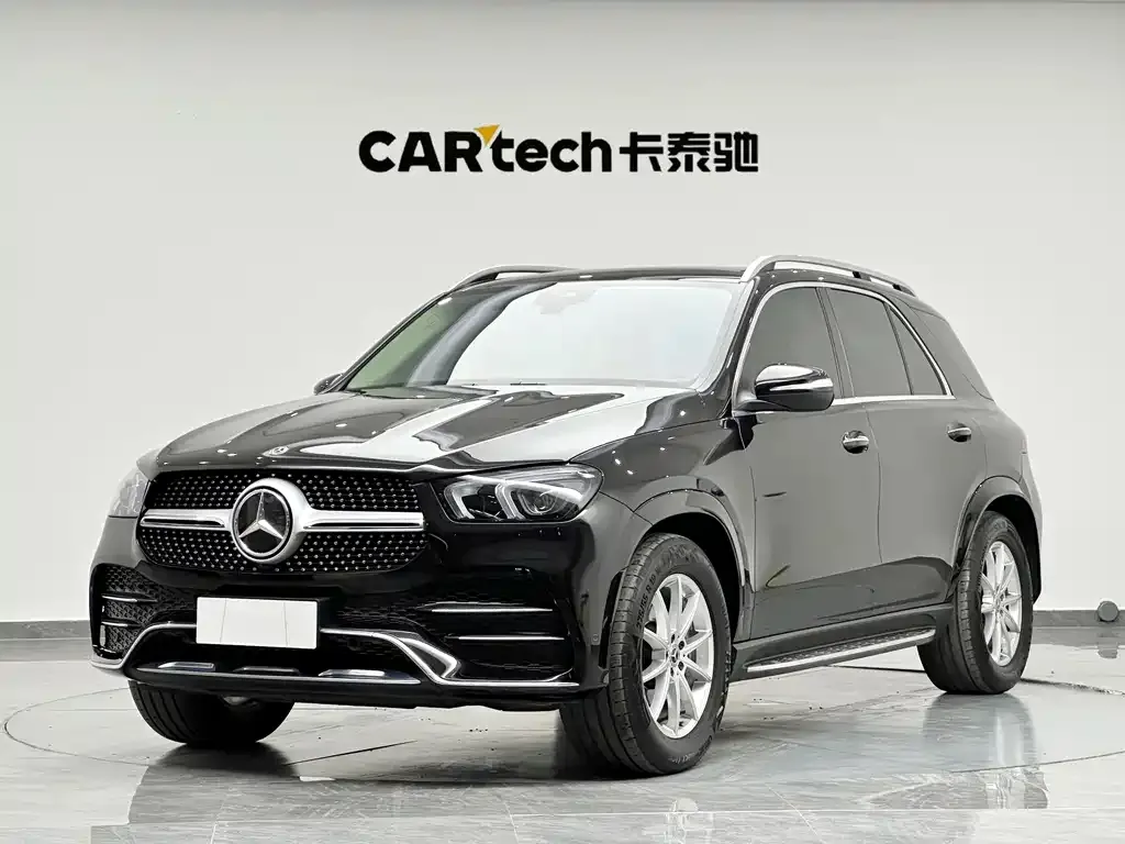 Mercedes-Benz GLE — фото 1