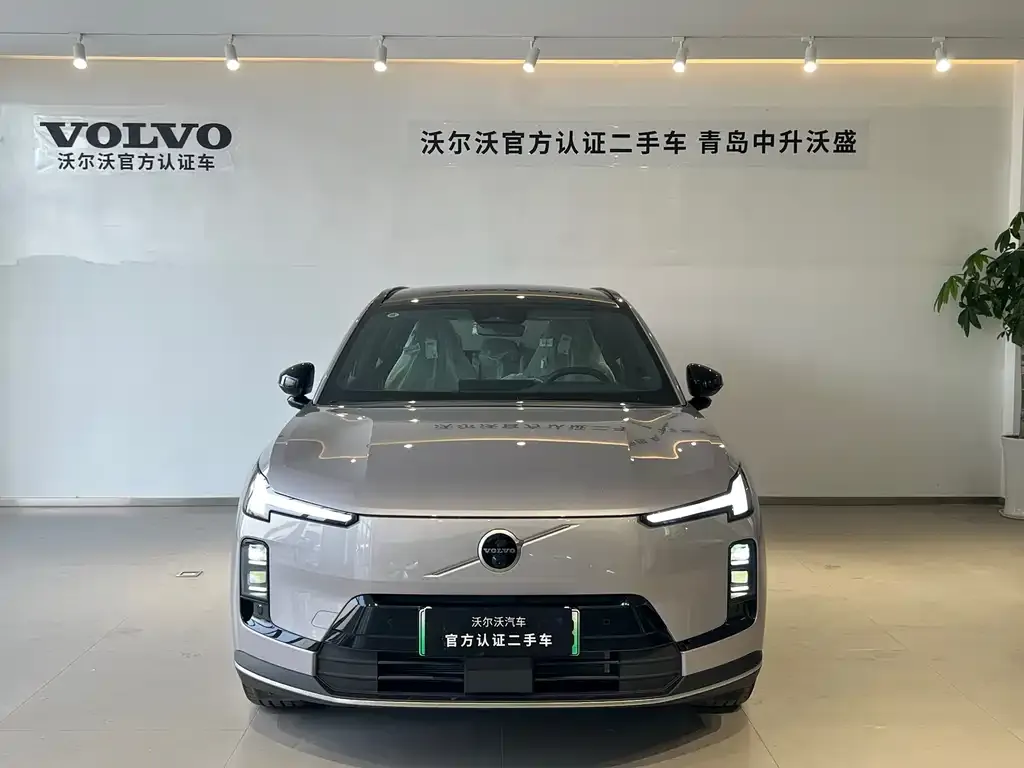 Volvo XC70 Plug-in Hybrid — фото 8