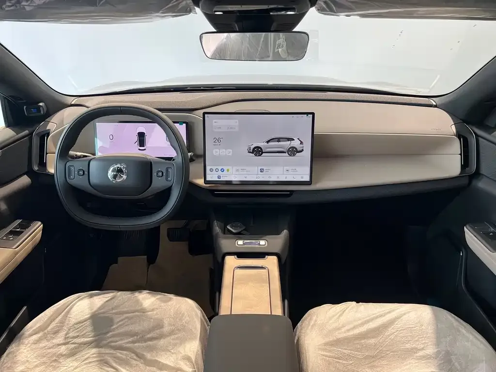 Volvo XC70 Plug-in Hybrid — фото 2