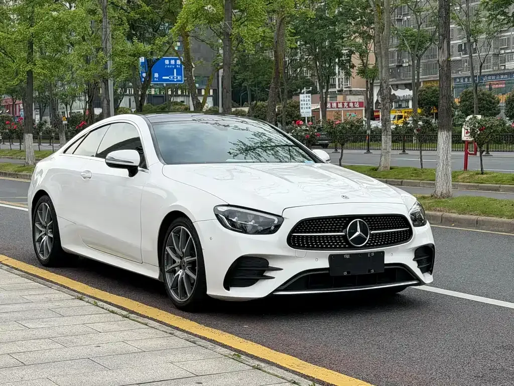 Mercedes-Benz E-Class (Import) — фото 5
