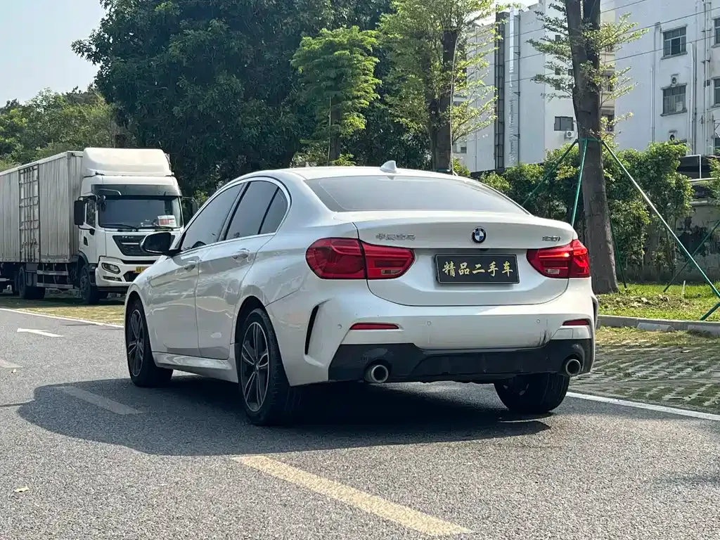BMW 1 Series — фото 10