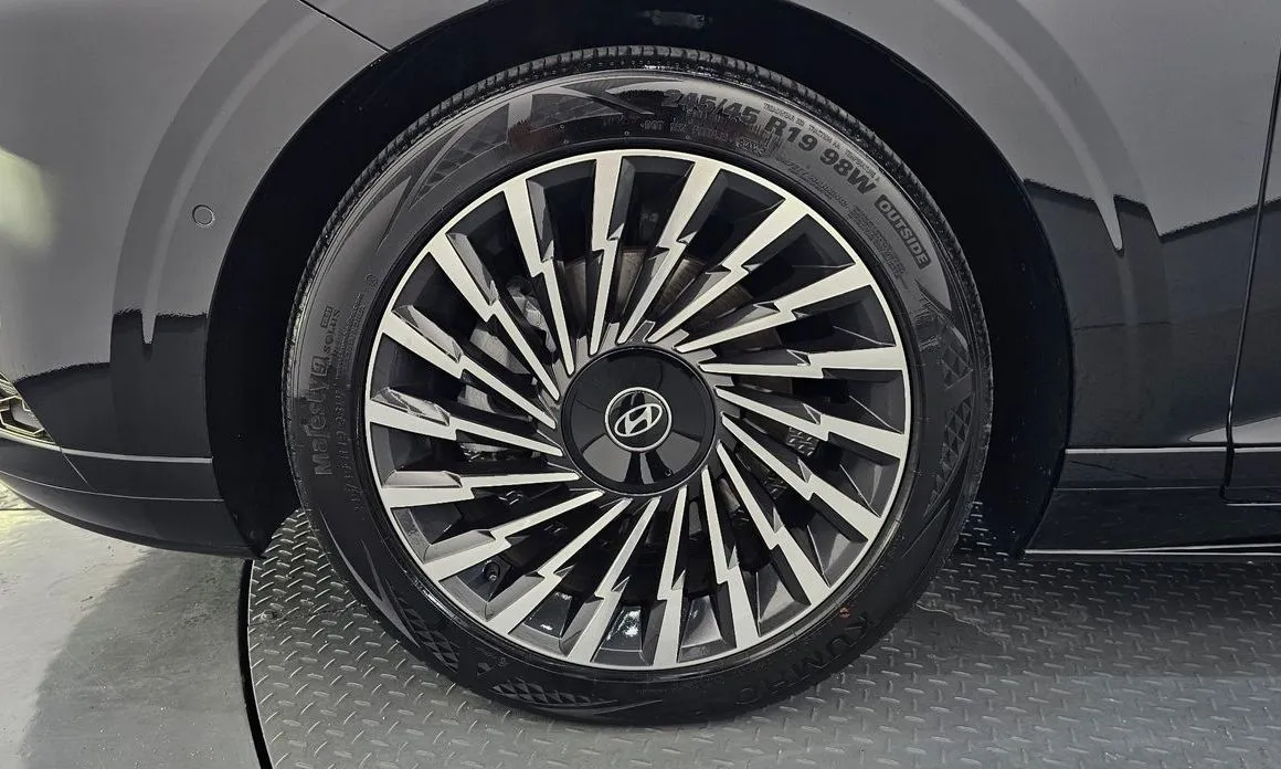 Hyundai Grandeur — фото 10