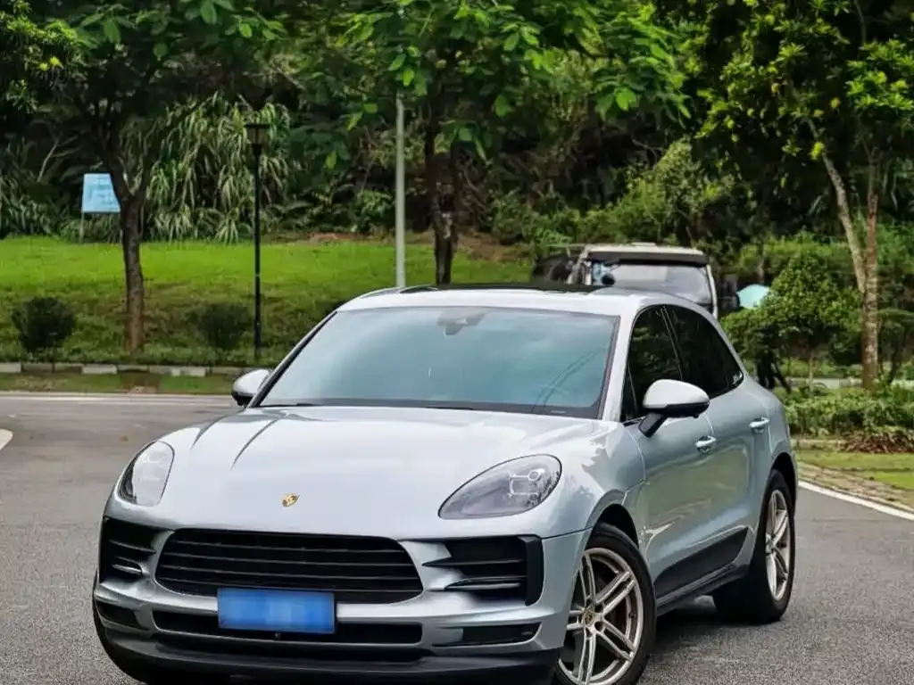 Porsche Macan — фото 1