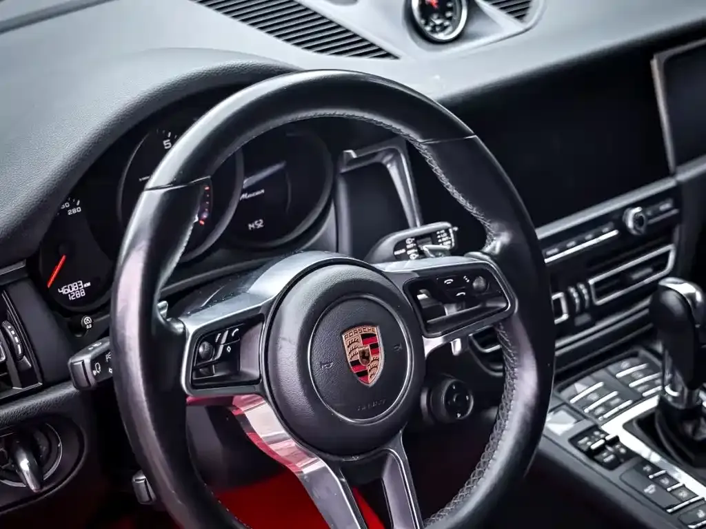 Porsche Macan — фото 4