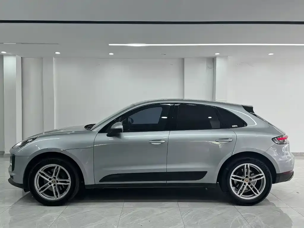 Porsche Macan — фото 5