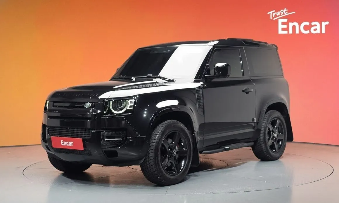 Land Rover Defender — фото 1
