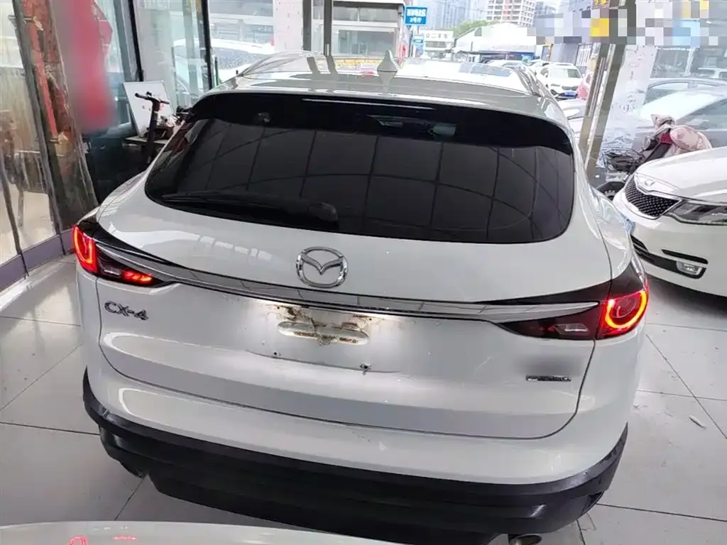 Mazda CX-4 — фото 6