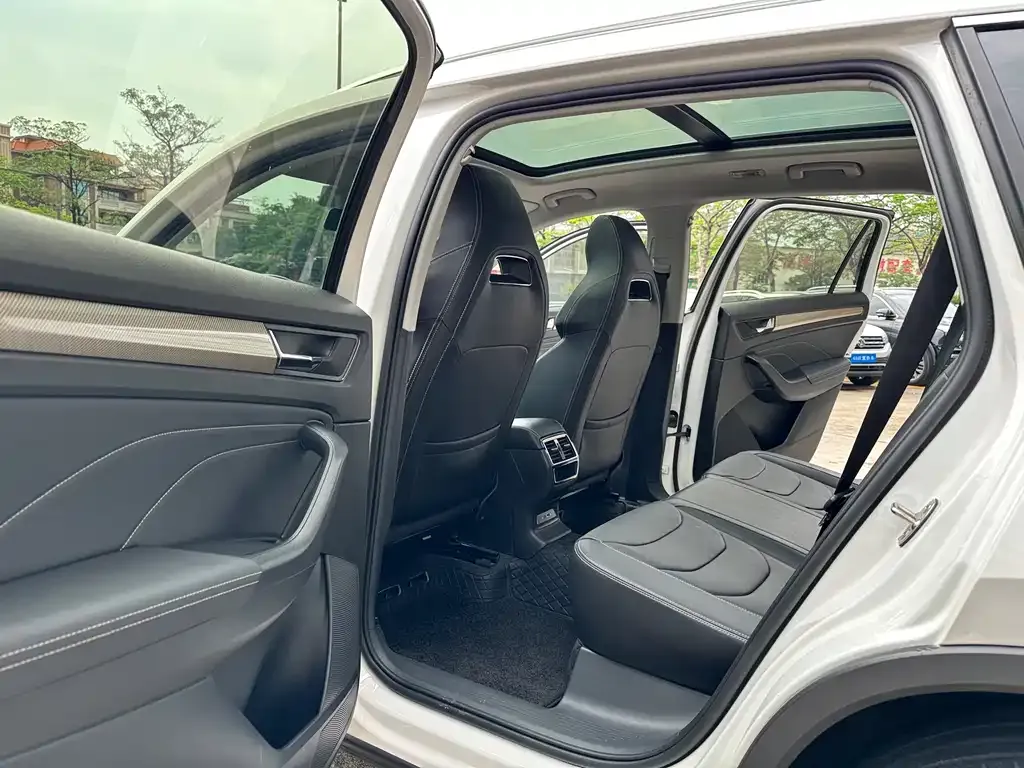 Skoda Kodiaq — фото 3
