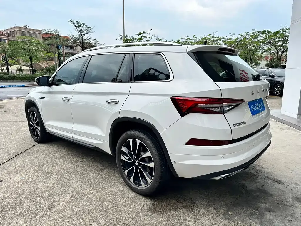 Skoda Kodiaq — фото 4