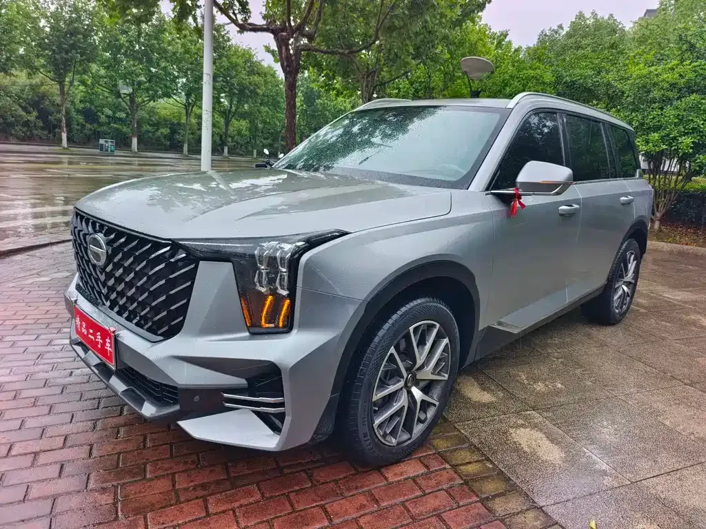GAC Motor Trumpchi GS8 — фото 1