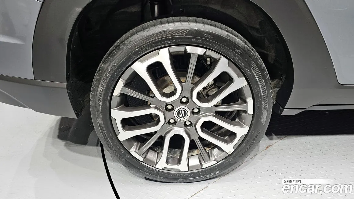 KG Mobility (Ssangyong) Torres — фото 10