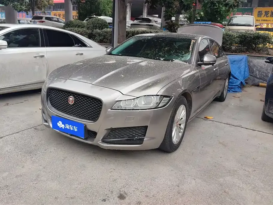 Jaguar XFL — фото 1