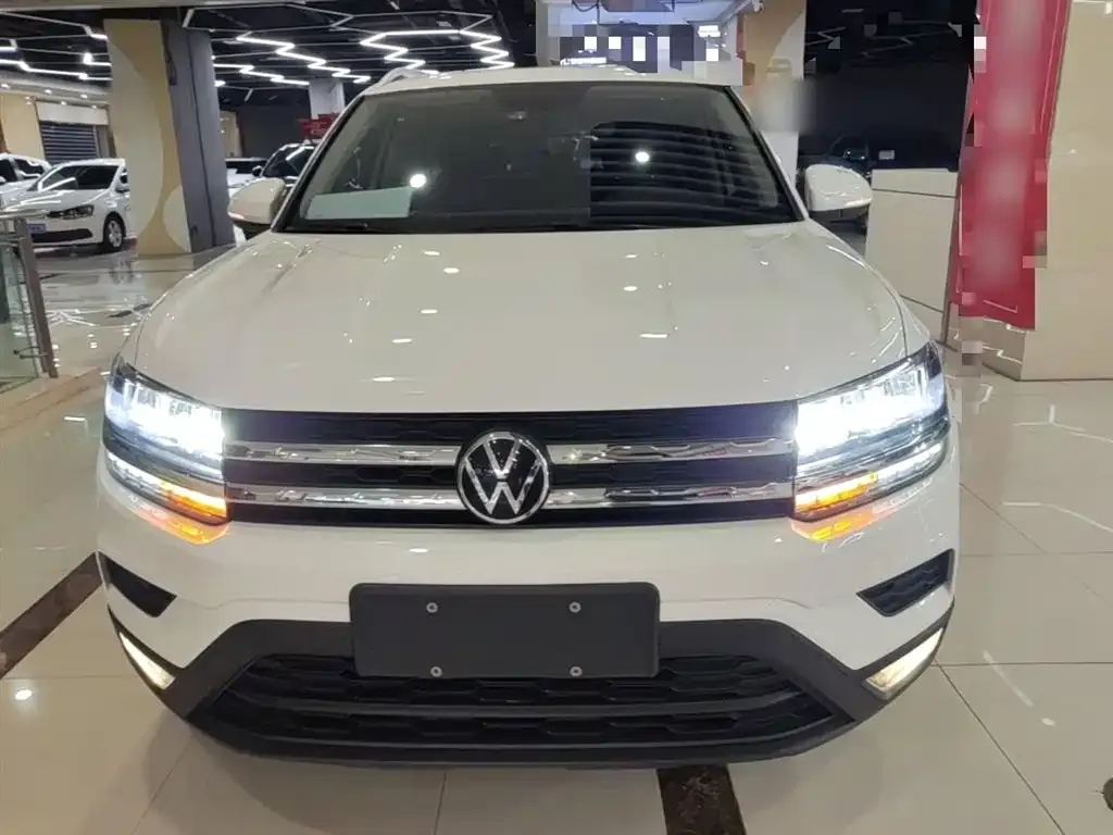 Volkswagen Tharu — фото 10