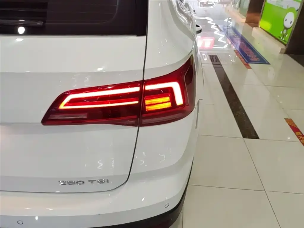 Volkswagen Tharu — фото 6