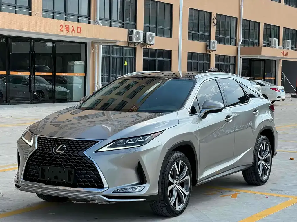 Lexus RX — фото 6