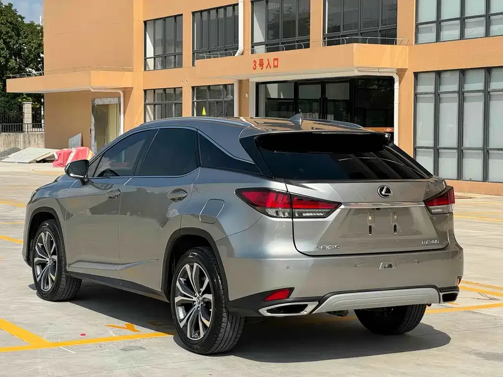Lexus RX — фото 9