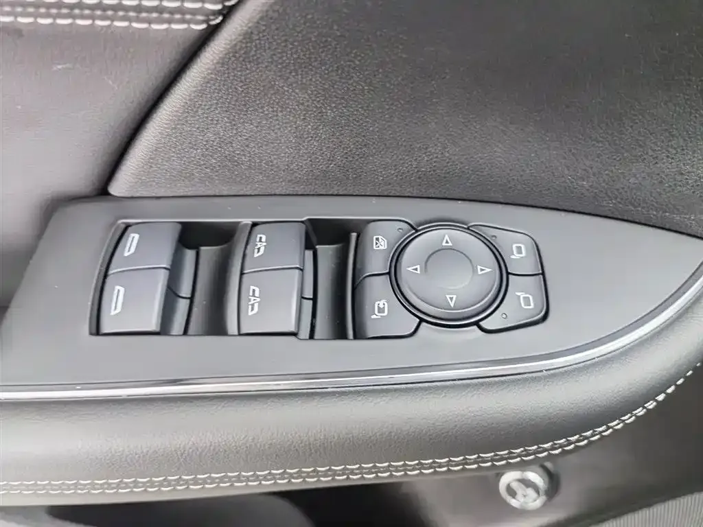 Buick Envision S — фото 4