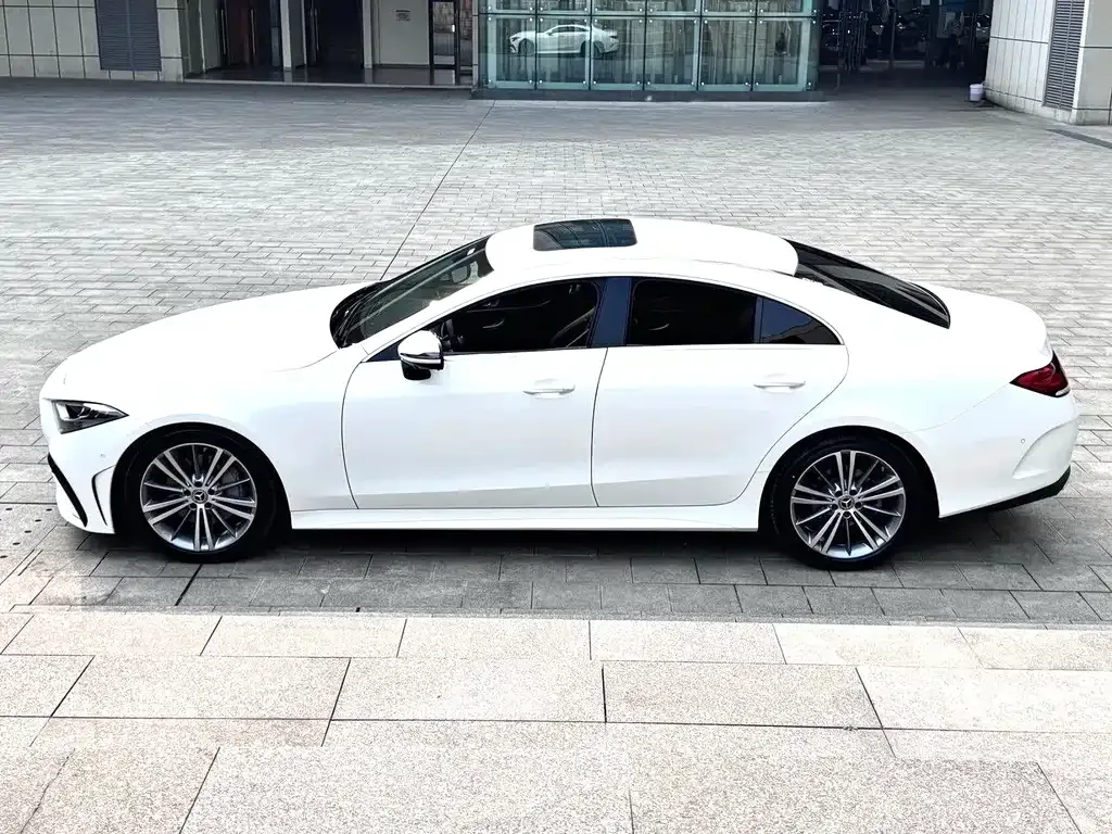 Mercedes-Benz CLS — фото 9
