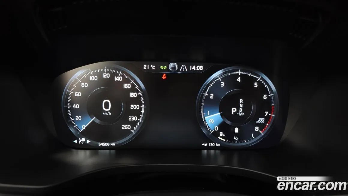 Volvo XC60 — фото 2