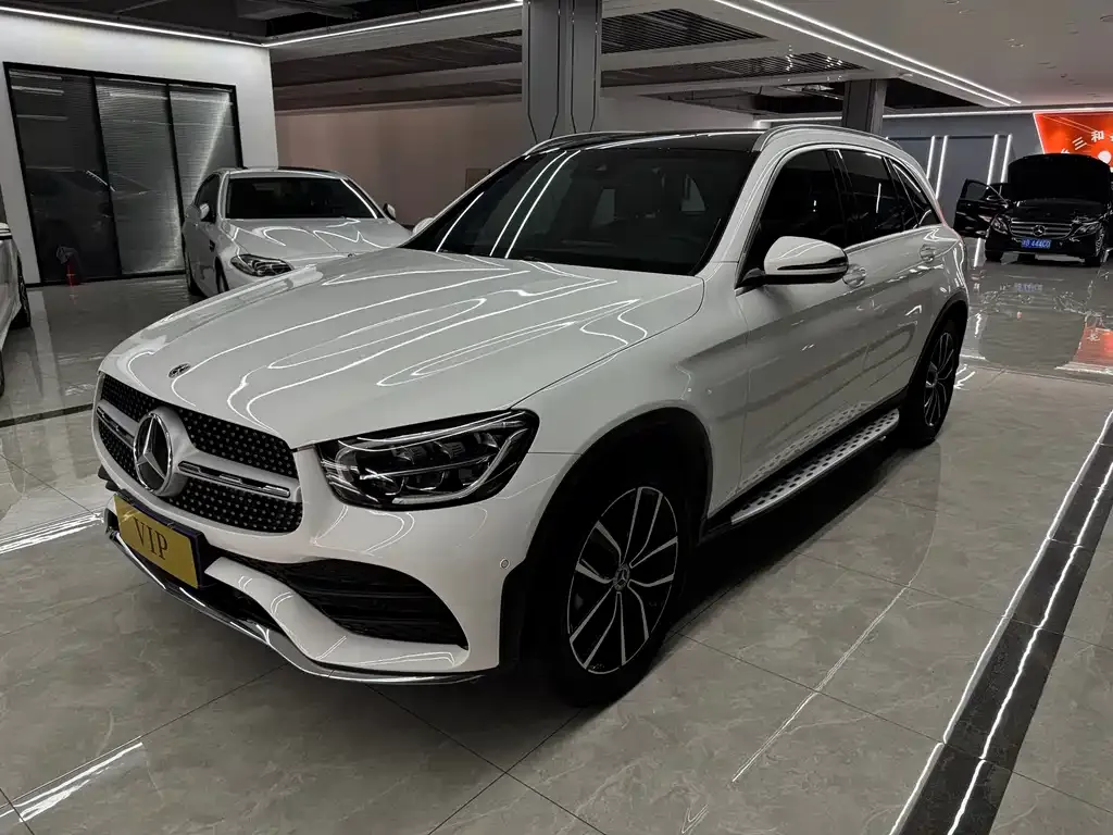 Mercedes-Benz GLC — фото 1