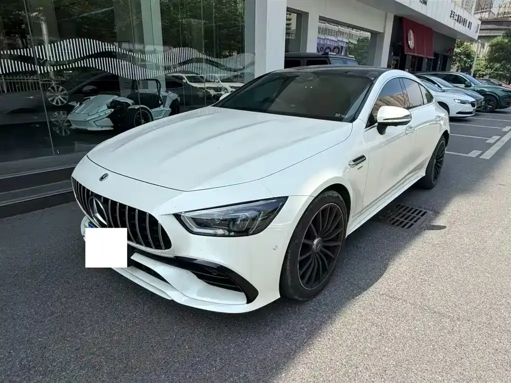 Mercedes-Benz AMG GT — фото 1