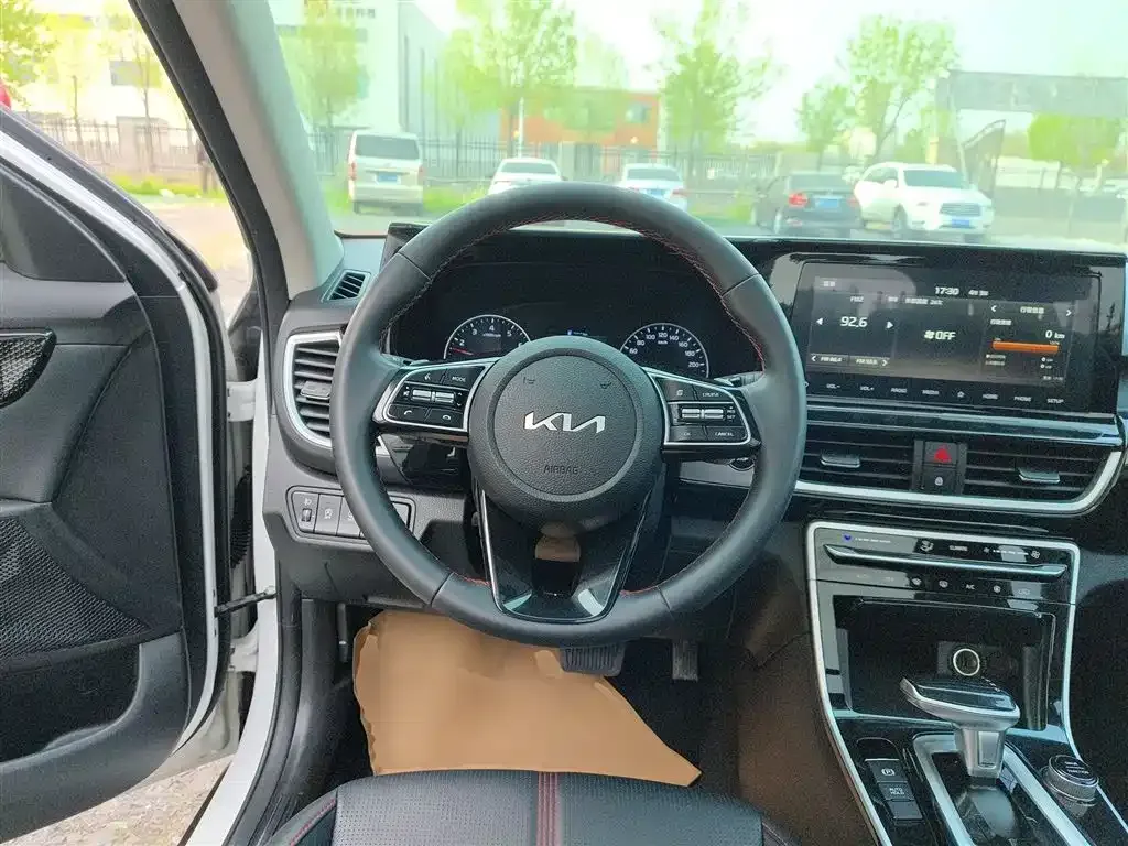 Kia KX3 — фото 6