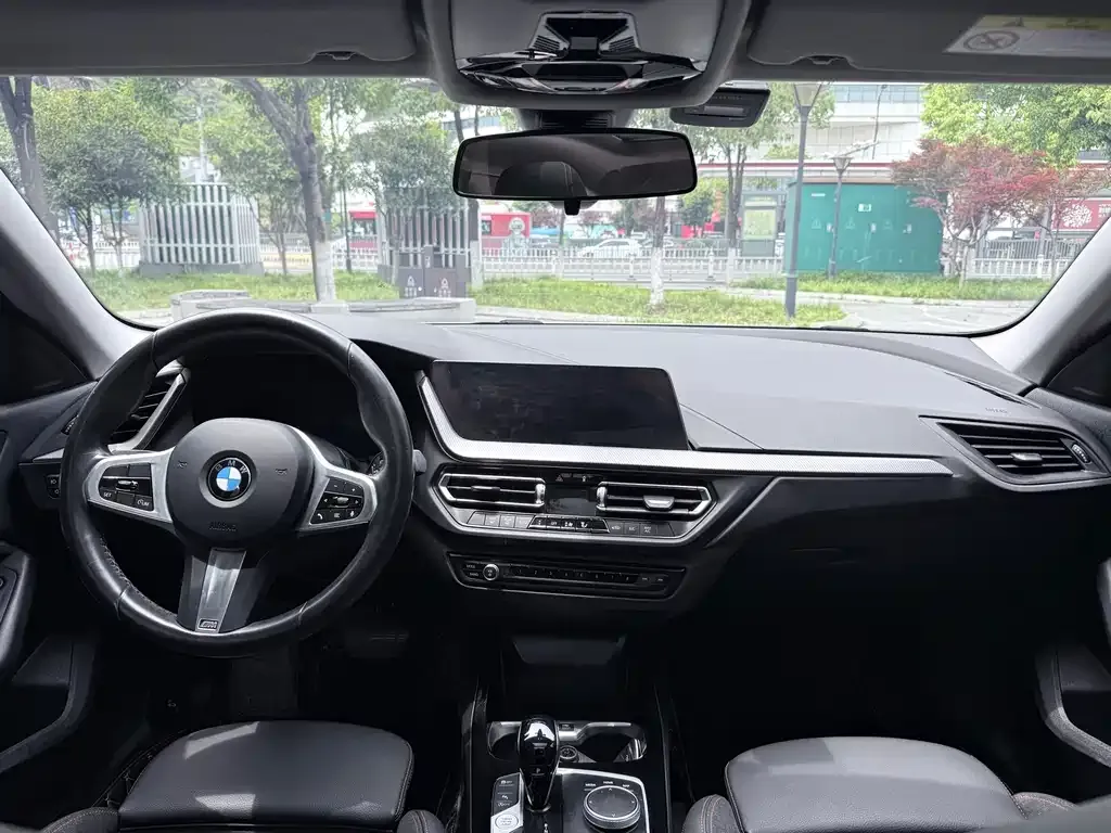 BMW 2 Series (Import) — фото 2