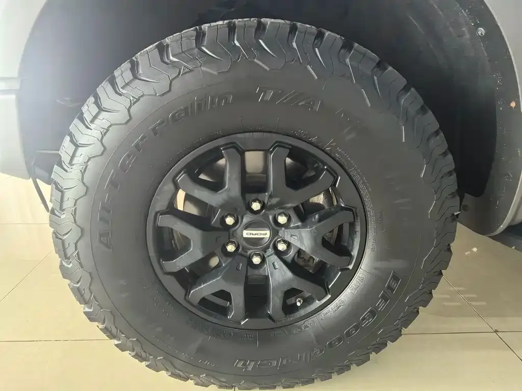 Ford F-150 Raptor — фото 2