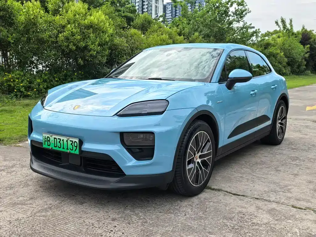 Porsche Macan EV — фото 1